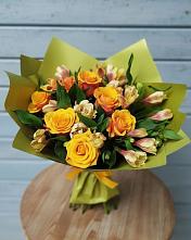Букет цветов из:  Альстромерии и Розы в Змиёвке