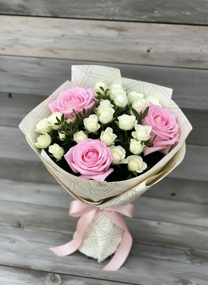 Букет цветов из: Розы в Змиёвке