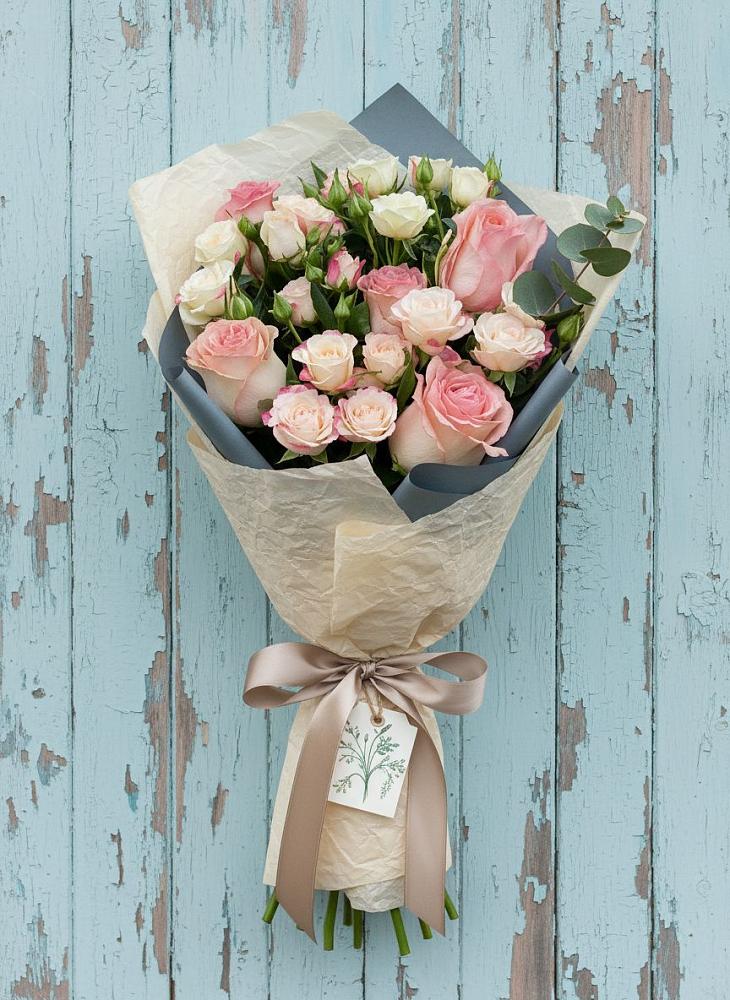 Букет цветов из: Розы в Змиёвке