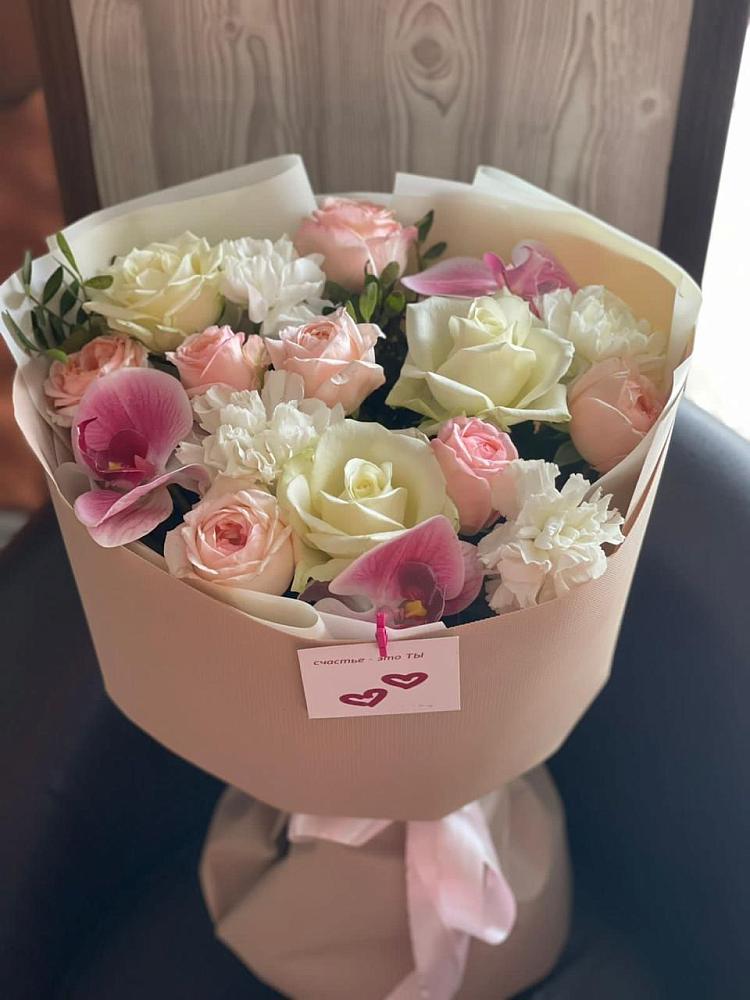 Букет цветов из: Орхидеи, Розы и Гвоздики в Змиёвке