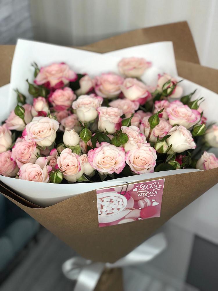 Букет цветов из: Розы в Змиёвке