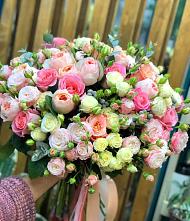 Букет цветов из:  Розы #REPLACE_PRED# Змиёвке