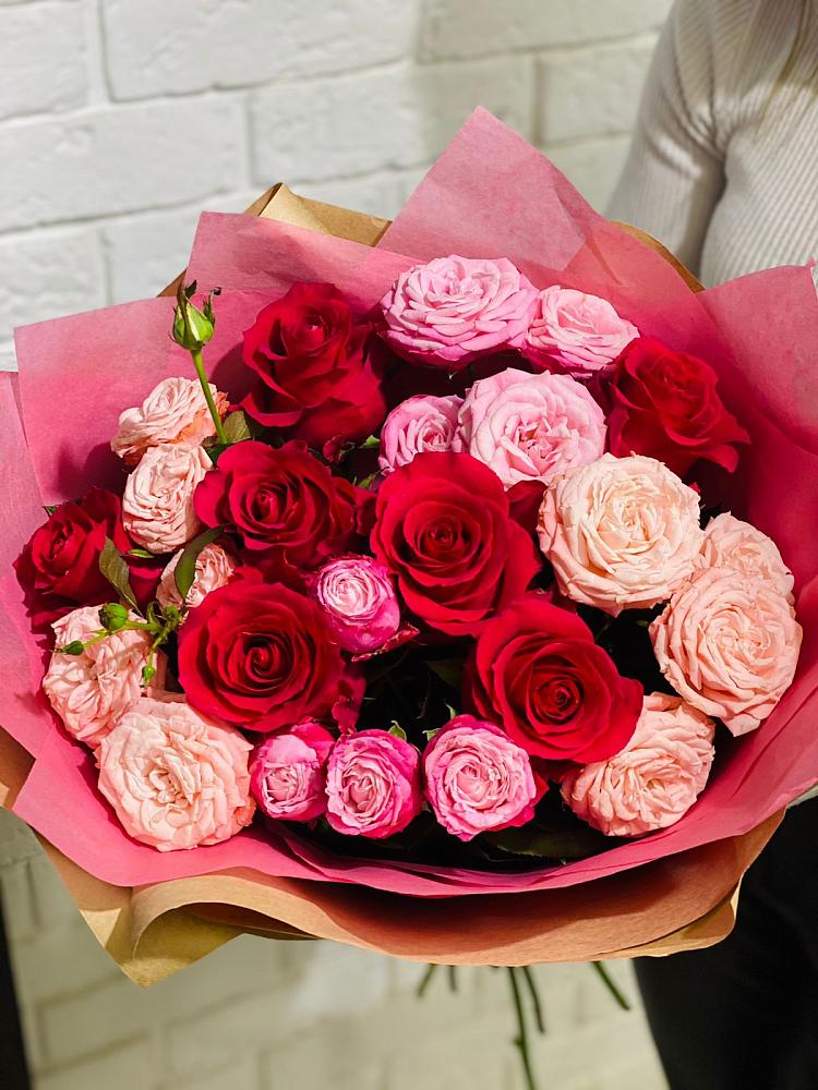 Букет цветов из: Розы в Змиёвке