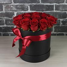 Цветочная композиция из Розы в шляпной коробке в Змиёвке