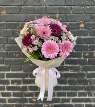 Букет цветов из:  Герберы и Хризантемы в Змиёвке