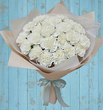 Букет цветов из:  Гвоздики в Змиёвке