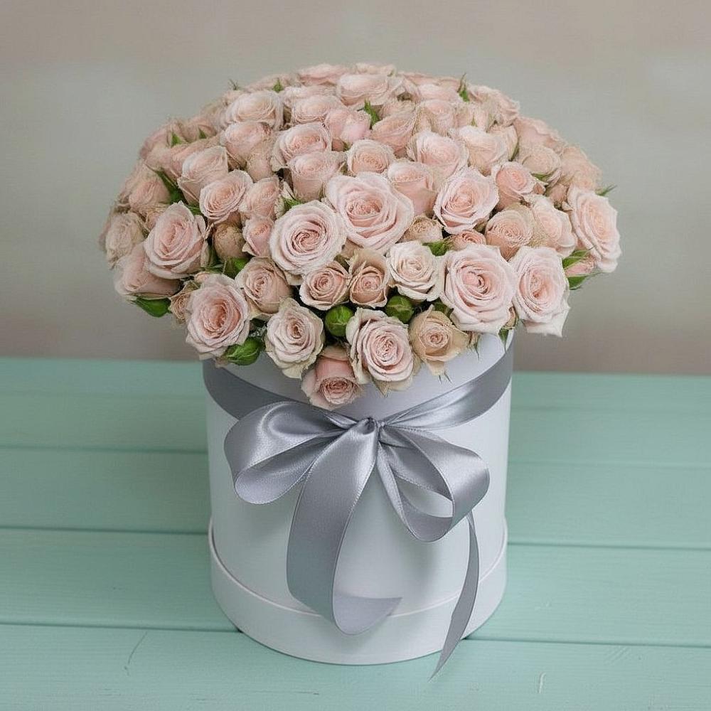 Цветочная композиция из Розы в шляпной коробке в Змиёвке